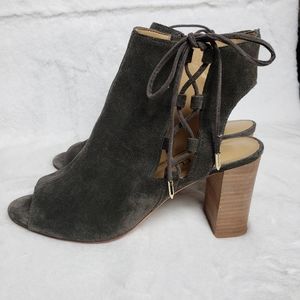 Vaneli Grey Peeptoe Block Heel Sandal Size 10N